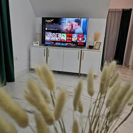 Gold Tag Apartament Тімішоара Екстер'єр фото